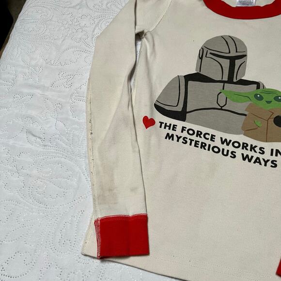 Hanna Andersson Star Wars Mandalorian Valentine’s PJs Size 8 - Picture 5 of 6